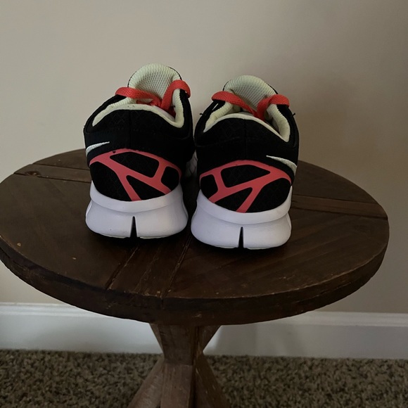 Women’s Nike Free Run2 - Picture 3 of 4